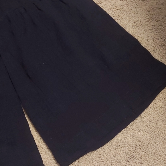 🦋 3/$30 Ann Taylor Loft bell sleeve blouse - Picture 5 of 5